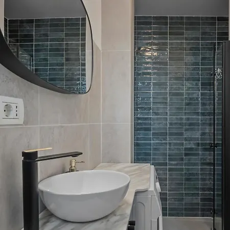 Cozy Premium Studio, Near Old Town Бухарест