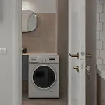 Cozy Premium Studio, Near Old Town ブカレスト