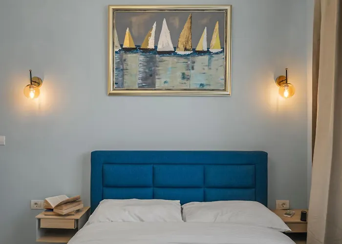 Cozy Premium Studio, Near Old Town شقة *