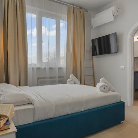 Cozy Premium Studio, Near Old Town Apartament