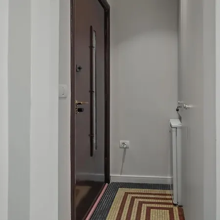 Cozy Premium Studio, Near Old Town *