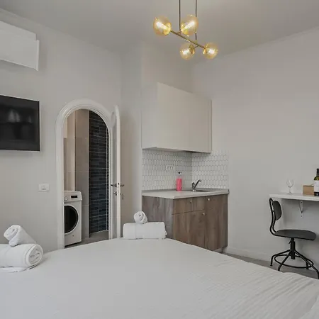 Cozy Premium Studio, Near Old Town アパート